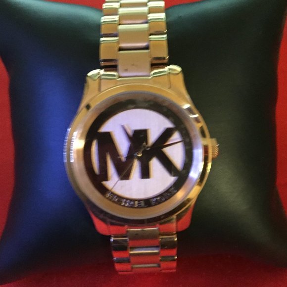 Michael Kors Rose Gold Women's Runway Watch - Picture 1 of 4